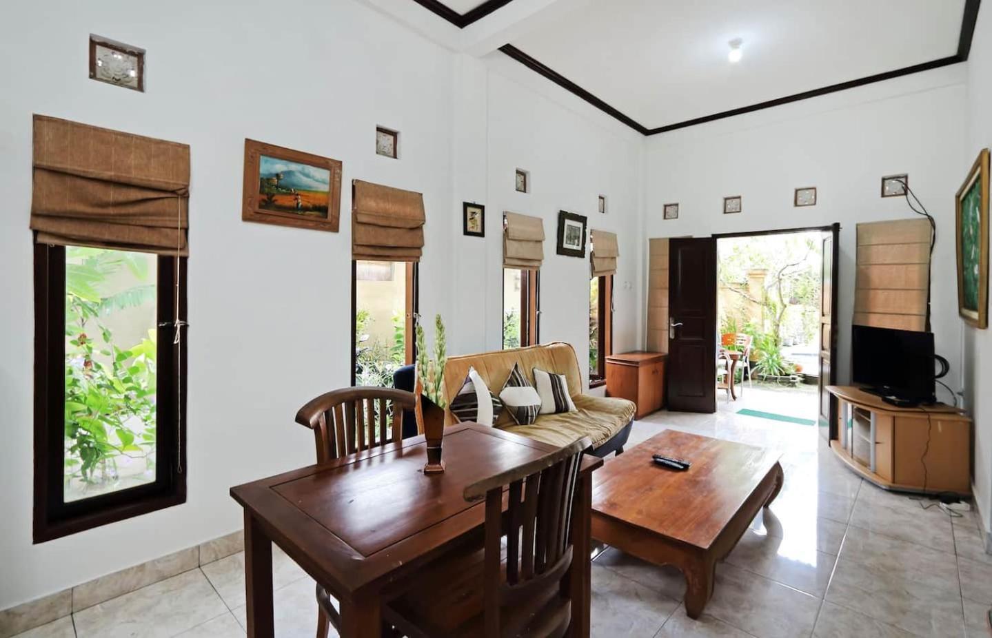 Rumah Akira Seminyak Exteriör bild